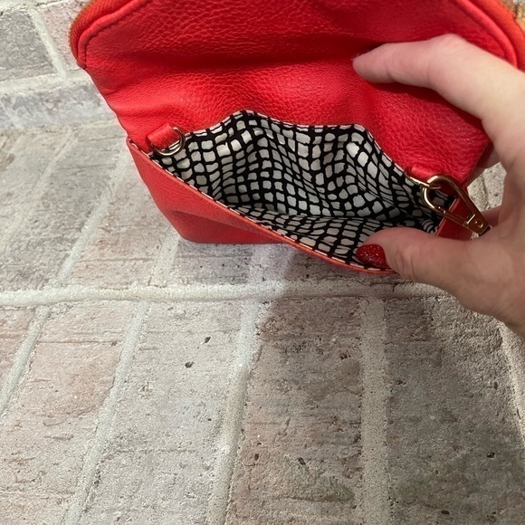 Wristlet - Picture 4 of 8